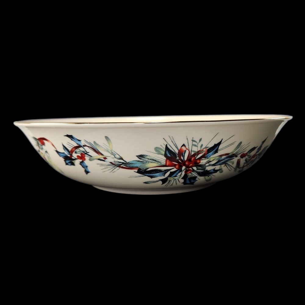 Lenox Serving Bowl Merry Little Christmas Catherine McClung Holly Berry 11" Roun